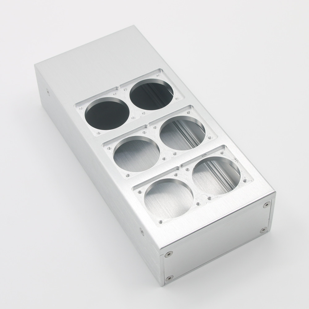 صندوق مقبس طاقة بمعيار الاتحاد - مراجعة Speaker Enclosure وسعره